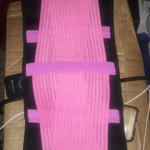One women waist trainer